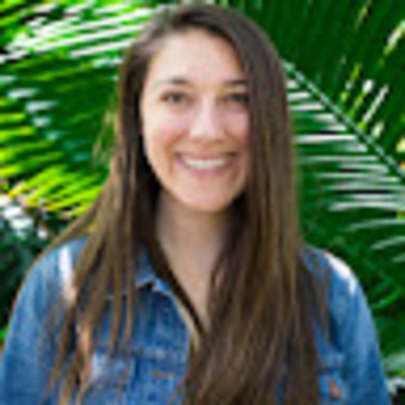 Meet your Posher, Andrea - Picture 1 of 1